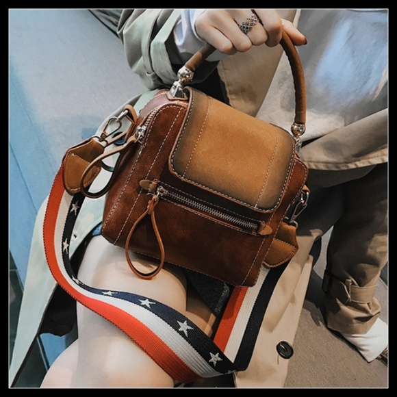 NEW KATE Tote Crossbody - Picture 3 of 7